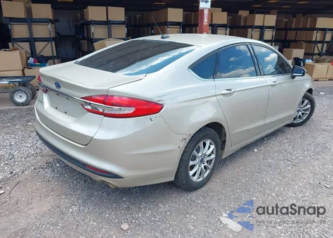 2017 Ford Fusion S из США, поврежденный, VIN 3FA6P0G79HR267387